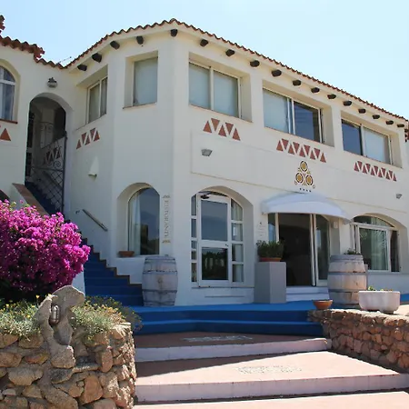 Tre Botti Hotel Baja Sardinia